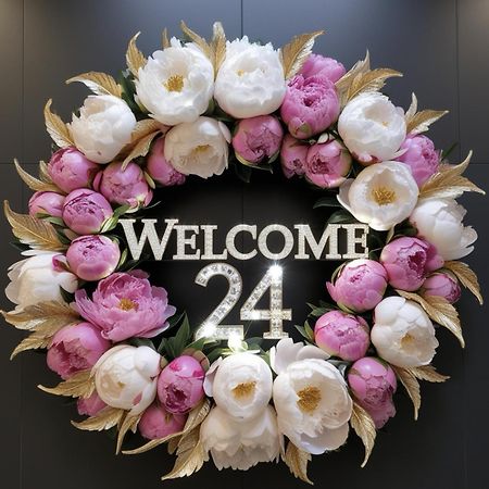 Welcome 24 Mukachevo Bagian luar foto